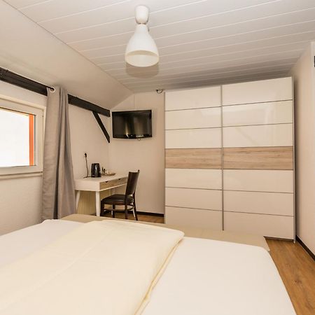 Landhaus Pohlhof Koln Ruang foto